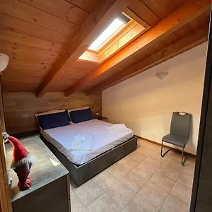 Luna's Home-10 Minutes From Ponte Di Legno Appartamento